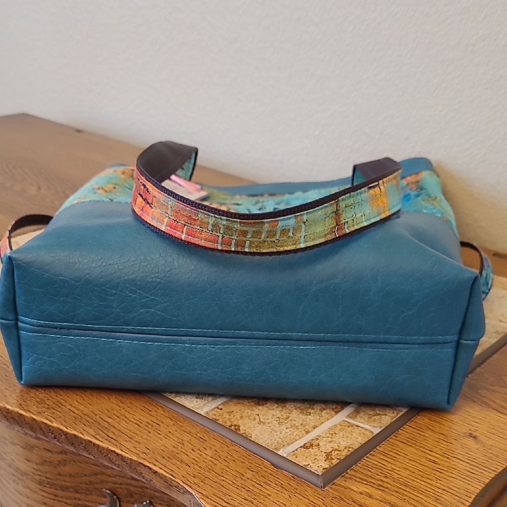 Handcrafted Blue and Orange Quilted Tote Bag with Scenic Design - Picture 8 of 8